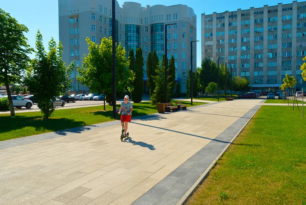 Парк Плейс белый, черный native